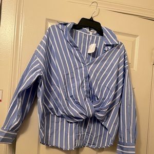 Size Md Striped blouse